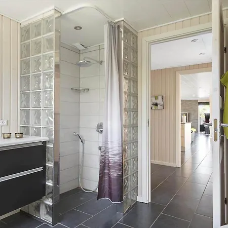 40557-juelsminde-pot-strandby-349 بيت للعطل *