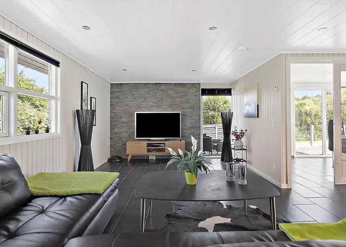 40557-juelsminde-pot-strandby-349 * Sonderby (Midtjylland)